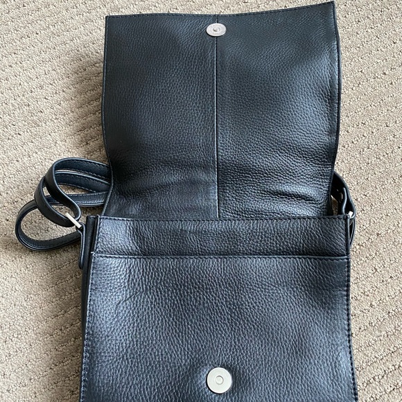Black Nappa Purse! - Picture 2 of 6